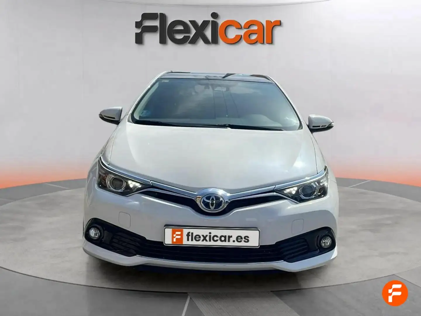 Toyota Auris 1.8 140H Hybrid Active Blanco - 2