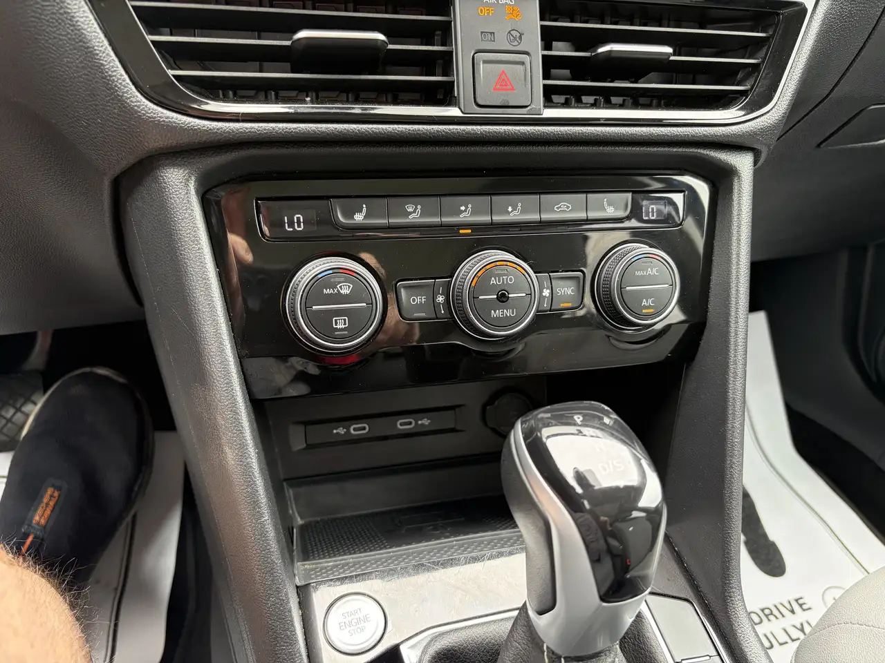 Volkswagen Taos снимка Volkswagen Taos