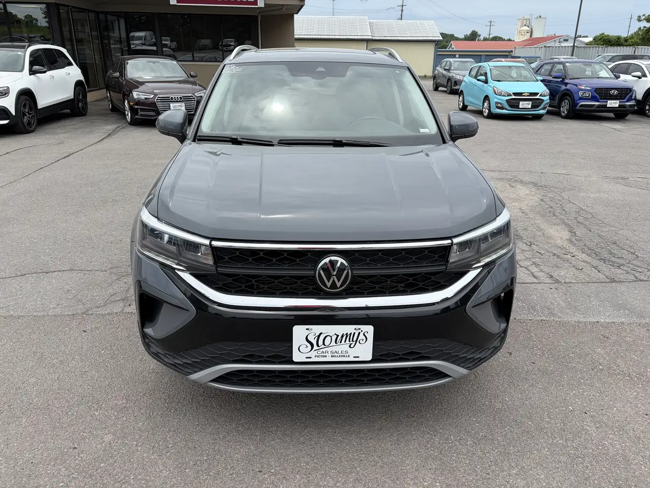Volkswagen Taos снимка Volkswagen Taos