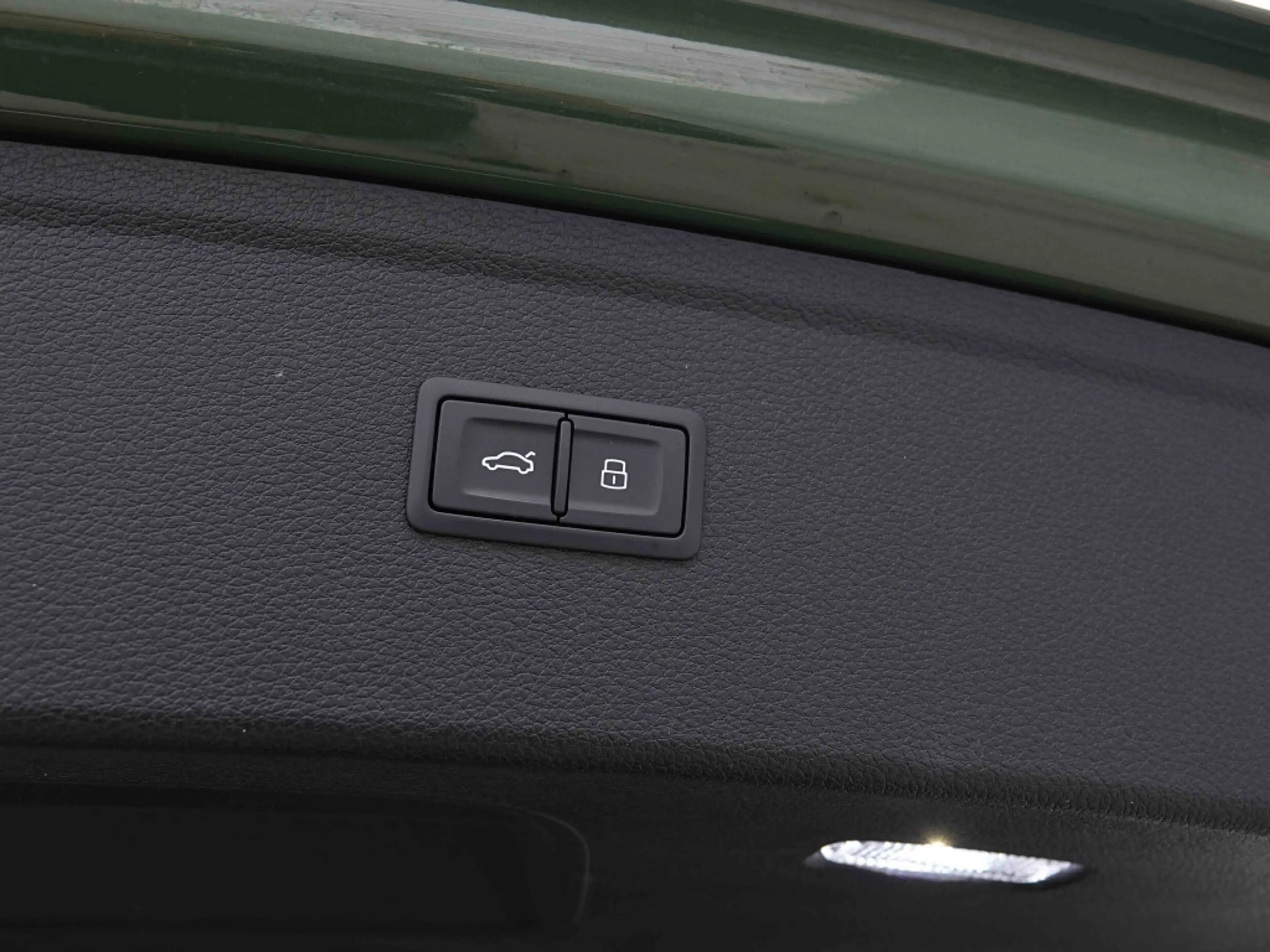 Audi Q5 35 TDI 163 AUT Sport Shadow | Sport Seats | CAM | LED | ALU20 — photo 7