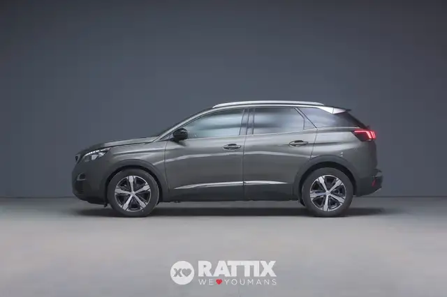 Peugeot 3008 view 2