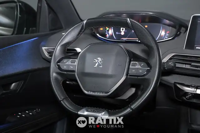 Peugeot 3008 view 11