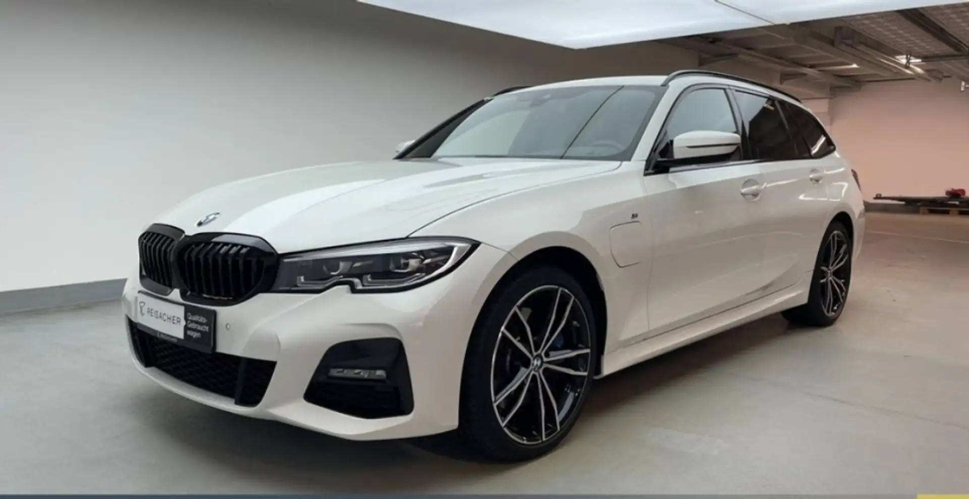 BMW 330 330e Blanc - 1