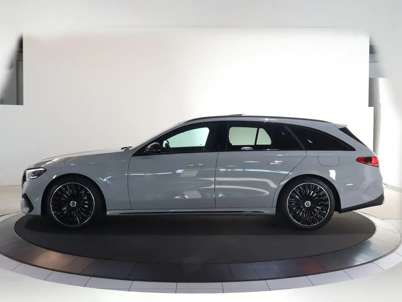 Mercedes-Benz E-Class 2026