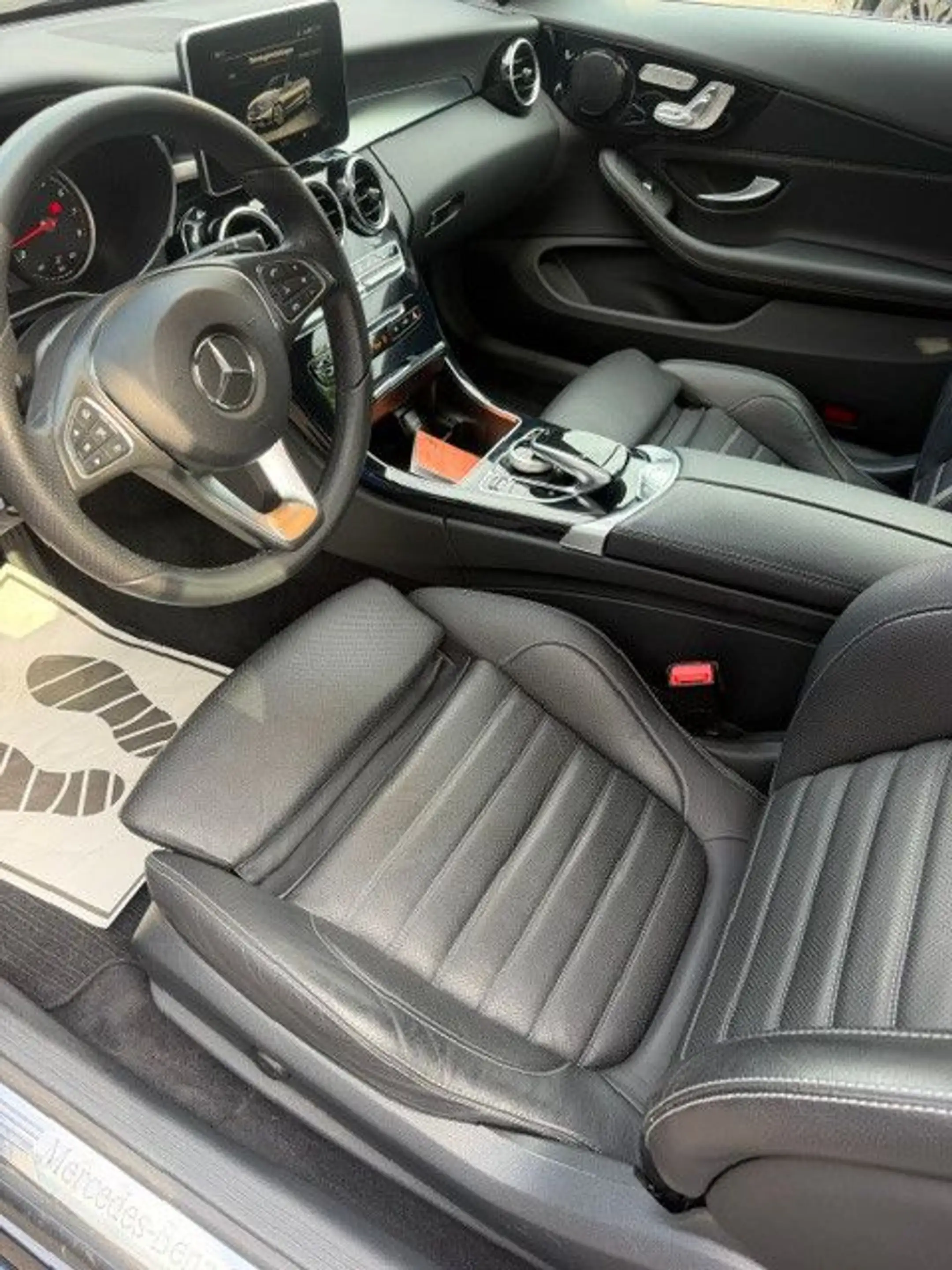 Mercedes-Benz C 400 Cabrio 4Matic — photo 11