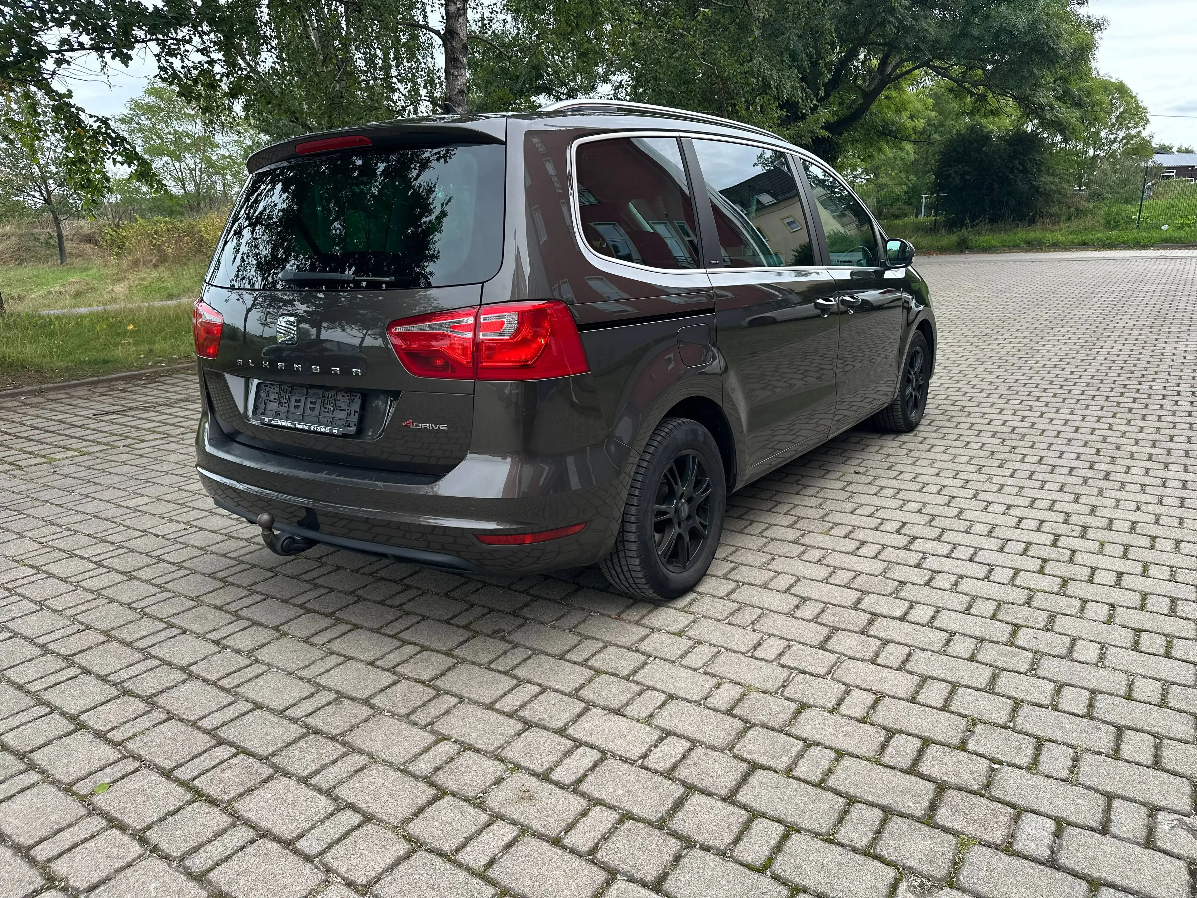SEAT Alhambra Alhambra Diesel 2.0 TDI Ecomotive Allrad Style Viva — photo 5