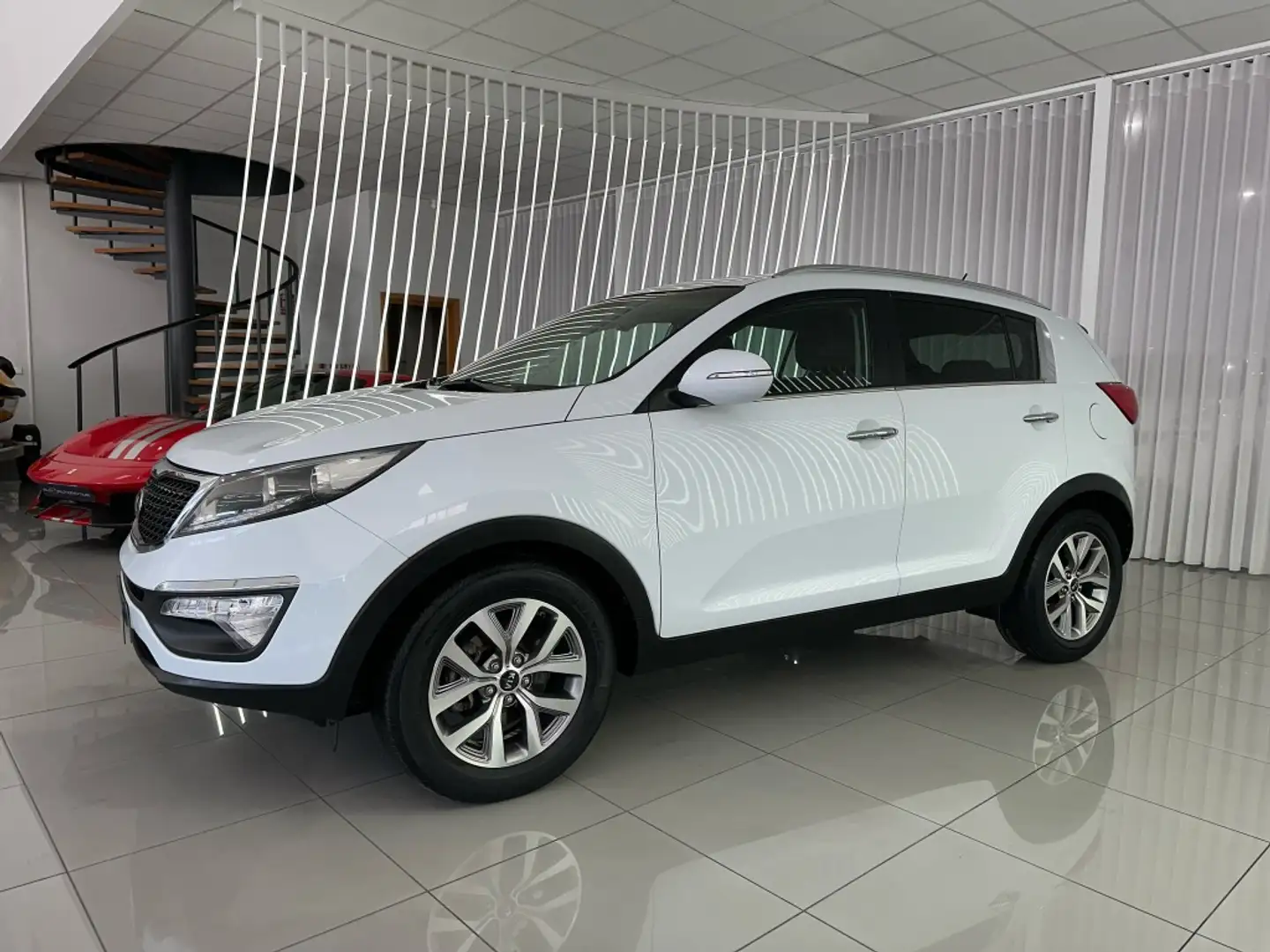 Kia Sportage 1.7CRDi Concept 4x2 Bílá - 2