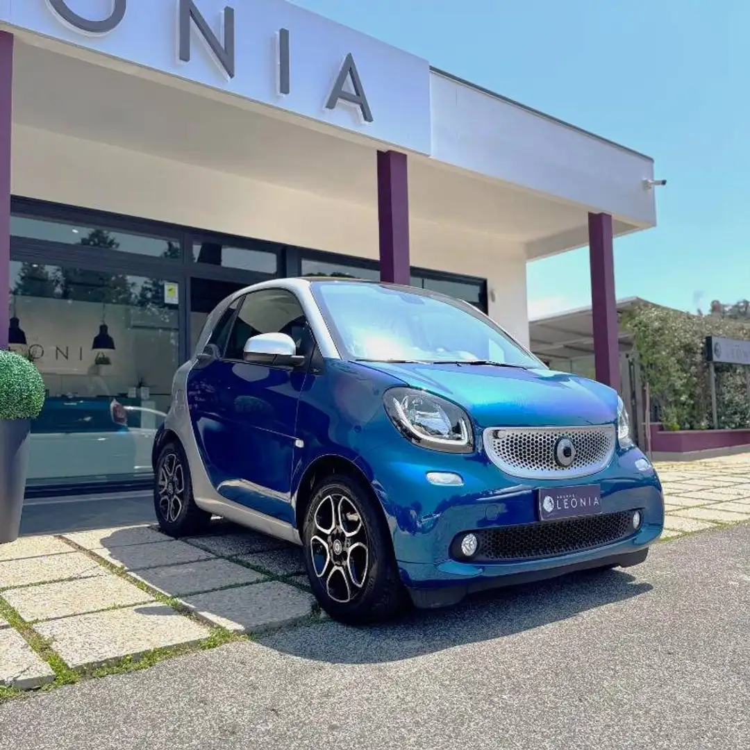 smart forTwo 1.0 Prime 71cv twinamic Blu/Azzurro - 1