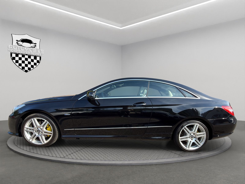Mercedes-Benz E 350 Coupe BlueEfficiency Avantgarde AMG-Line — photo 4