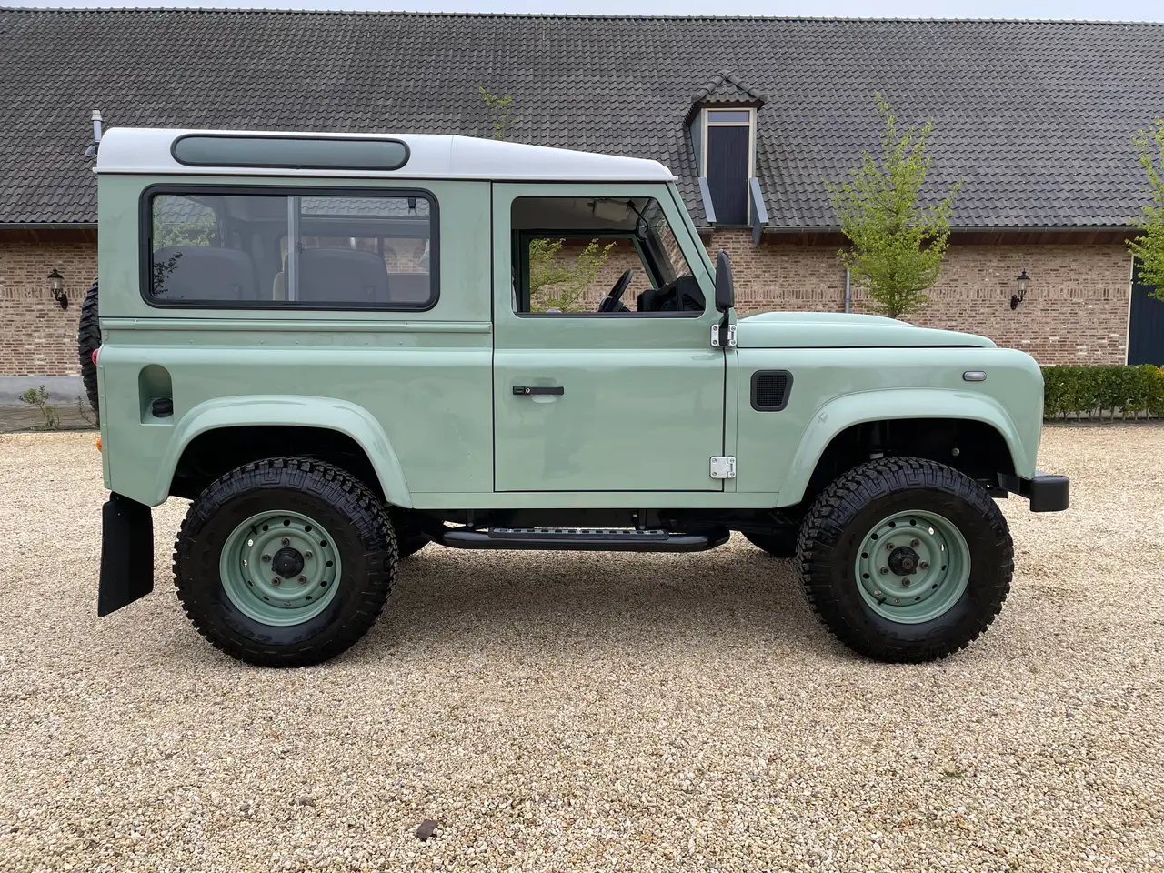 Land Rover 90 Heritage Defender 2.0 Petrol, foto 11