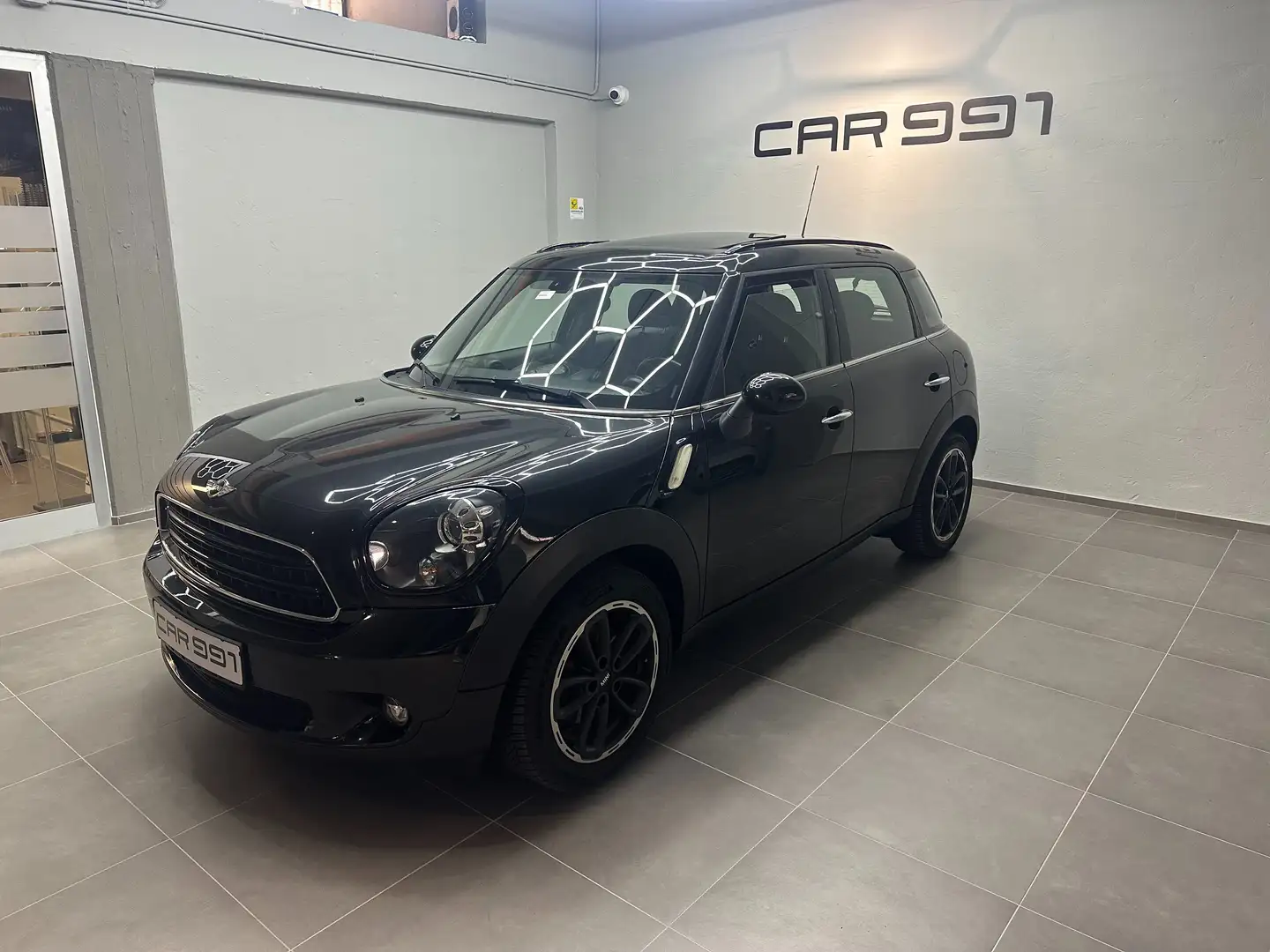 MINI Cooper D Countryman 1.6 D TETTO NAVIG FARI XENO FULLLL Černá - 1