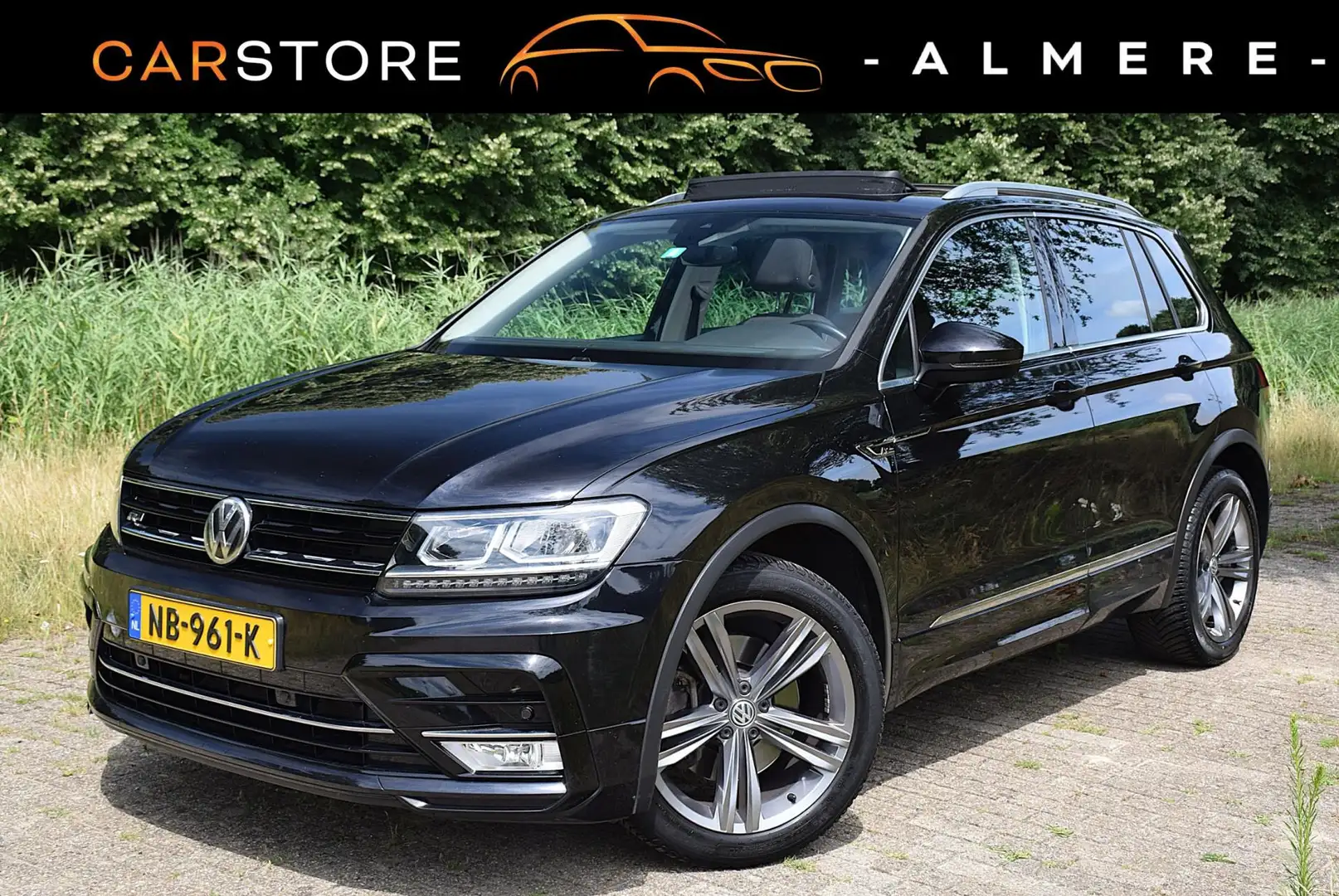 Volkswagen Tiguan 2.0 TSI 4Motion R-Line*Pano*Adaptive Cruise*180PK* Zwart - 1