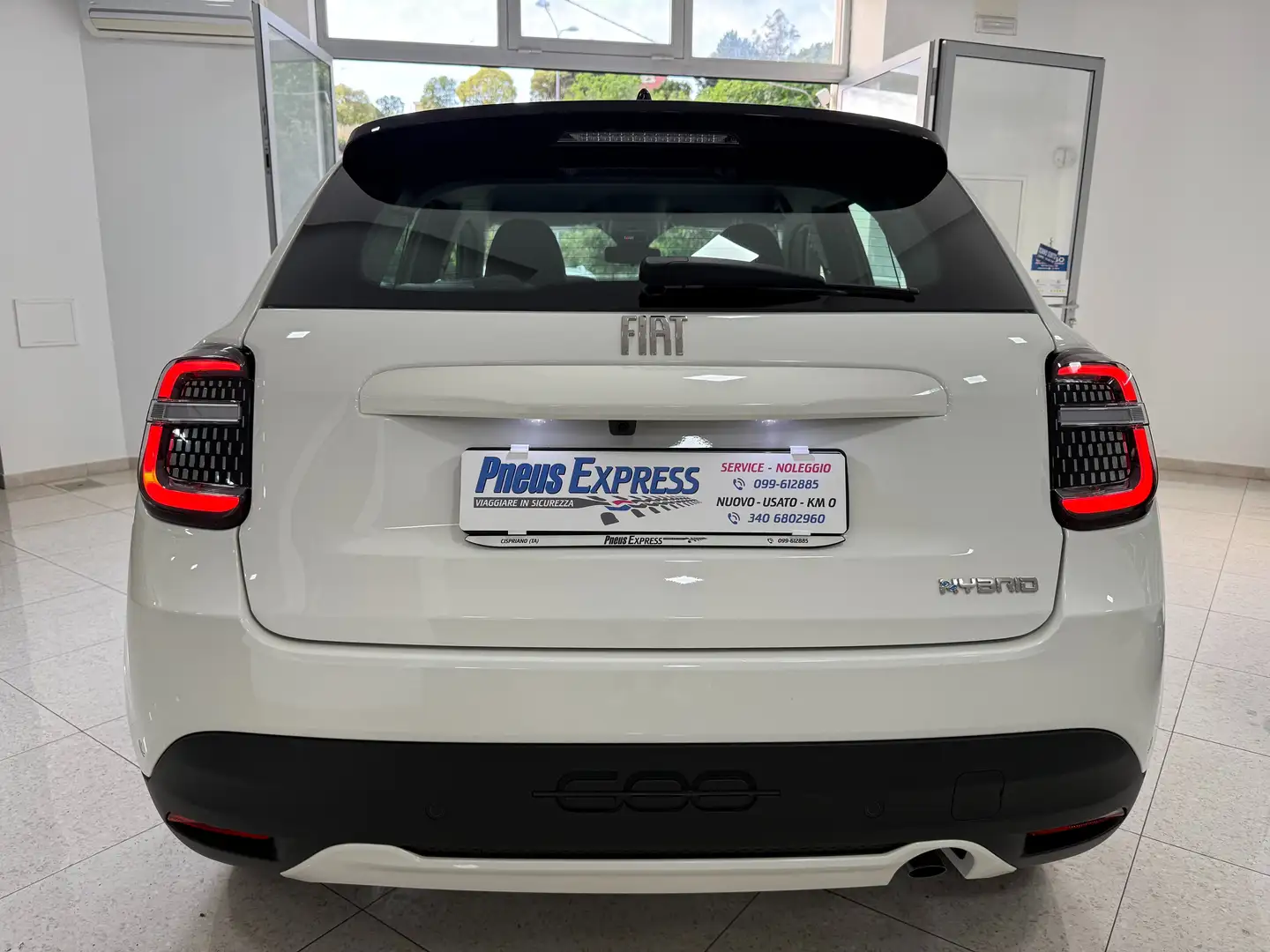 Fiat 600 600 1.2 hybrid 110cv auto Bianco - 2