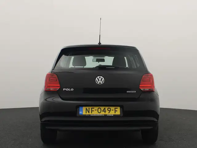 Volkswagen Polo view 4