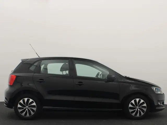 Volkswagen Polo view 14