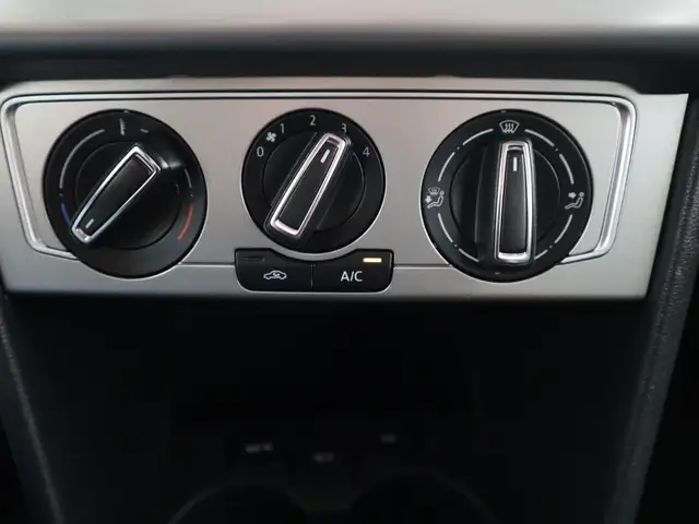 Volkswagen Polo view 21