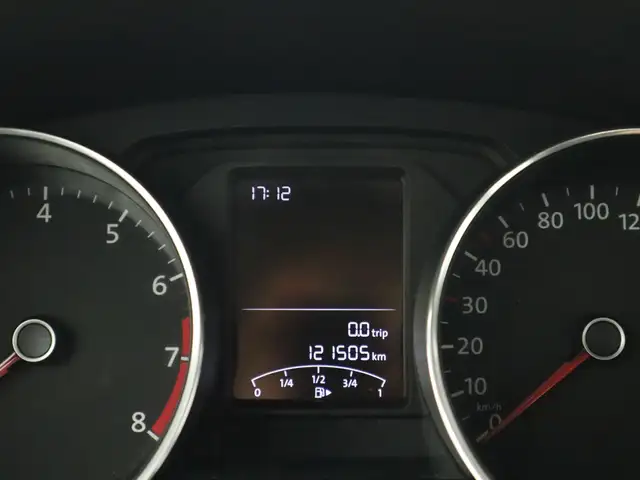 Volkswagen Polo view 23