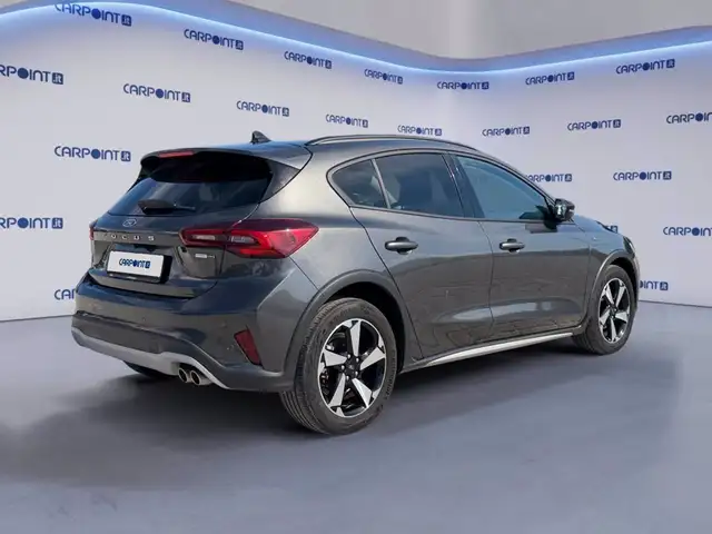 Ford Focus view 5
