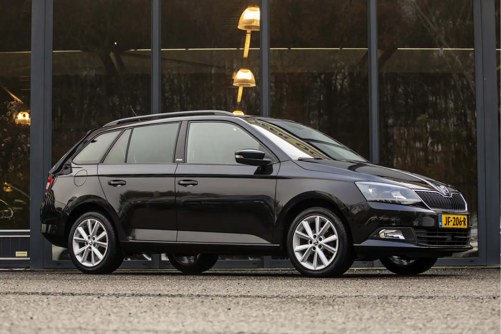 Skoda Fabia Combi 1.2 TSI JOY Nero - 1