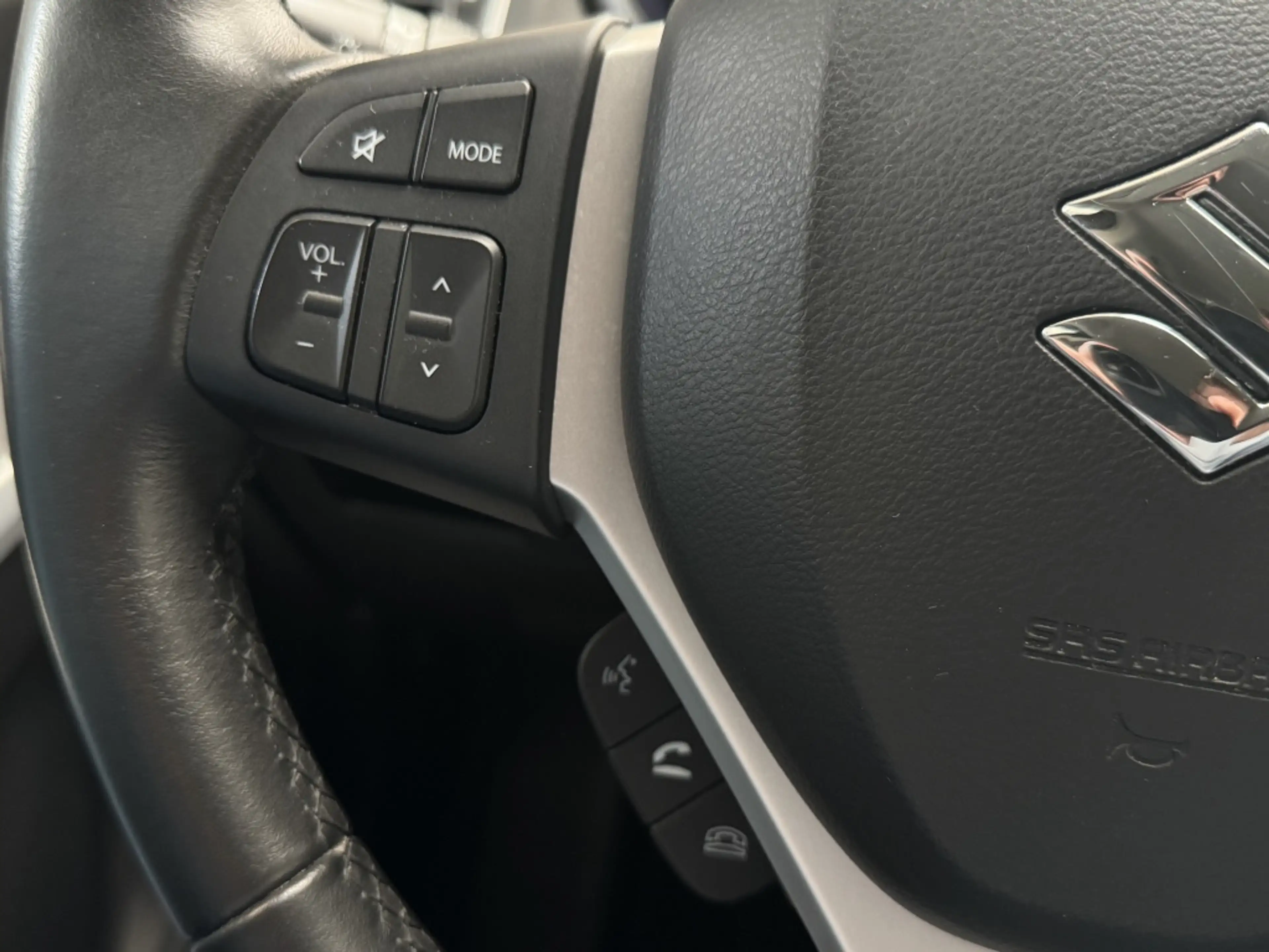 Suzuki S-Cross 1.0 B.jet Select [ DEALER HO I 100% OH I ALL SEASO — photo 28