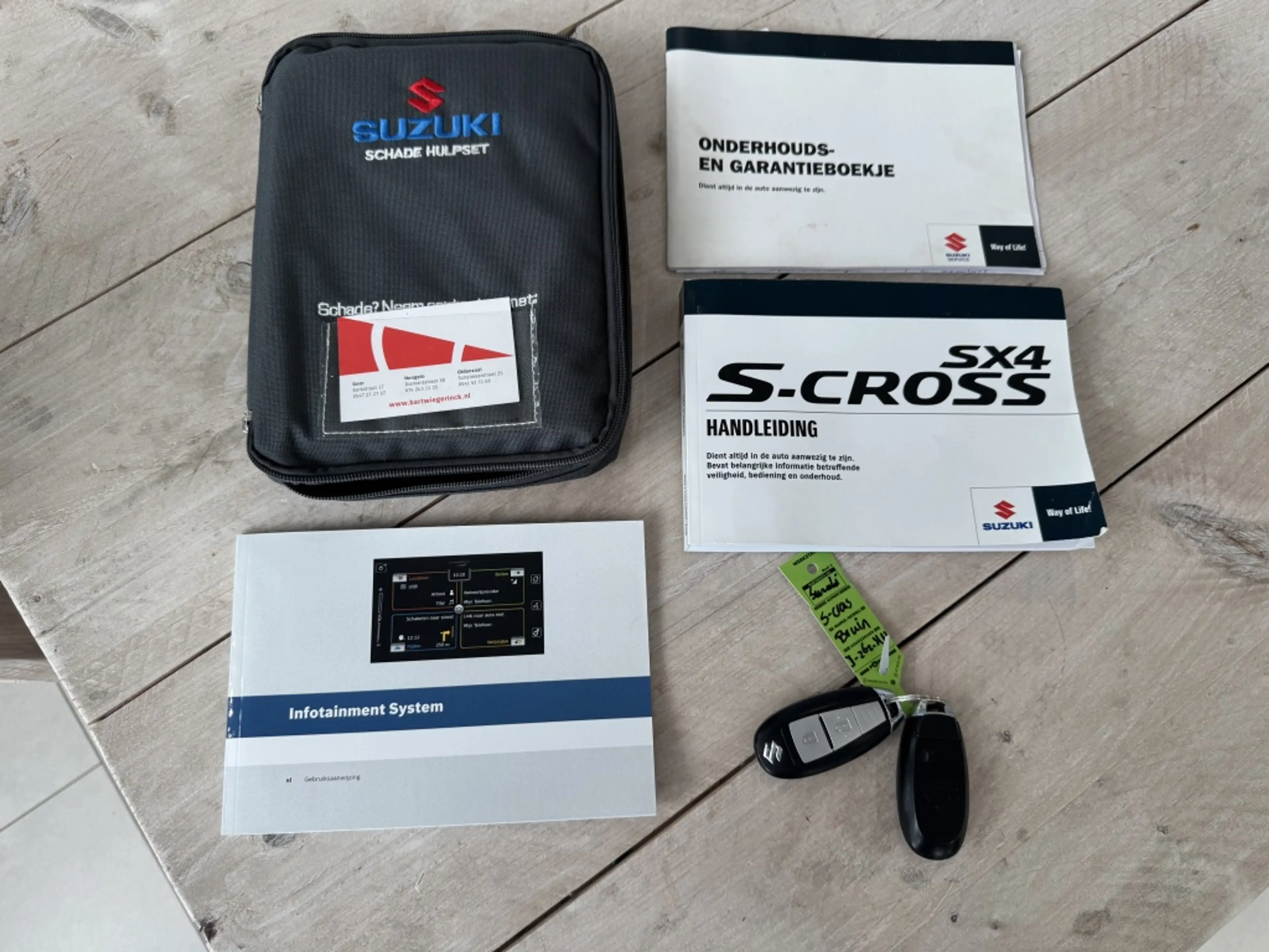 Suzuki S-Cross 1.0 B.jet Select [ DEALER HO I 100% OH I ALL SEASO — photo 30