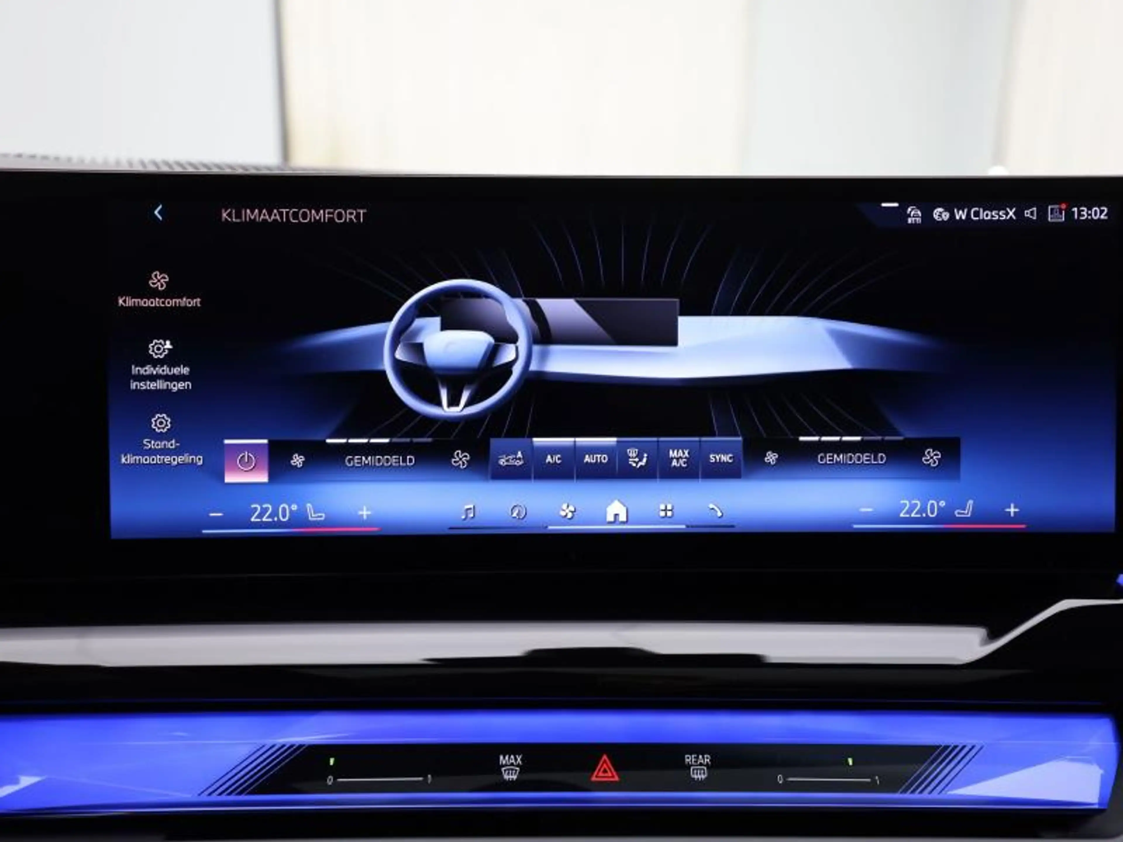 BMW i5 m sport - panodak - harman kar — photo 14