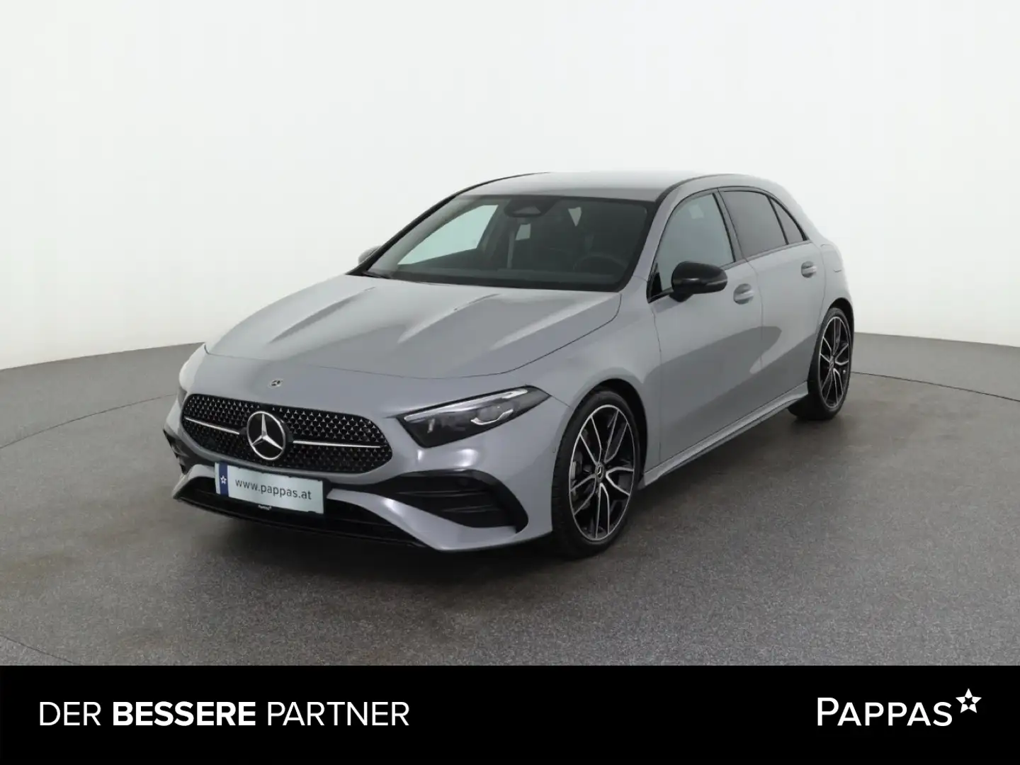 Mercedes-Benz A 180 Kompaktlimousine Österreich-Edition AMG Line Grau - 1