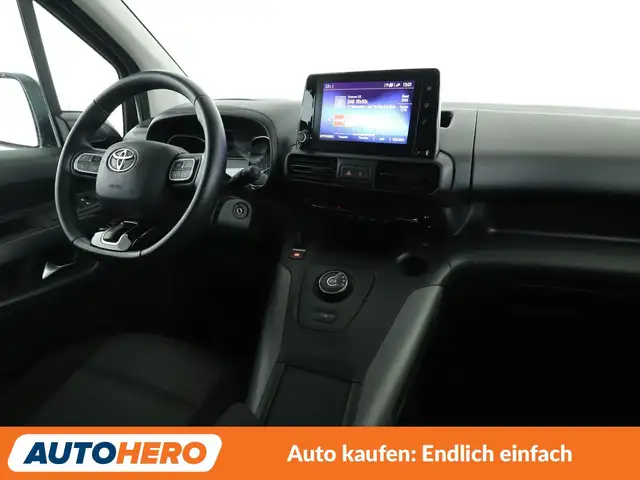 Toyota Proace view 13