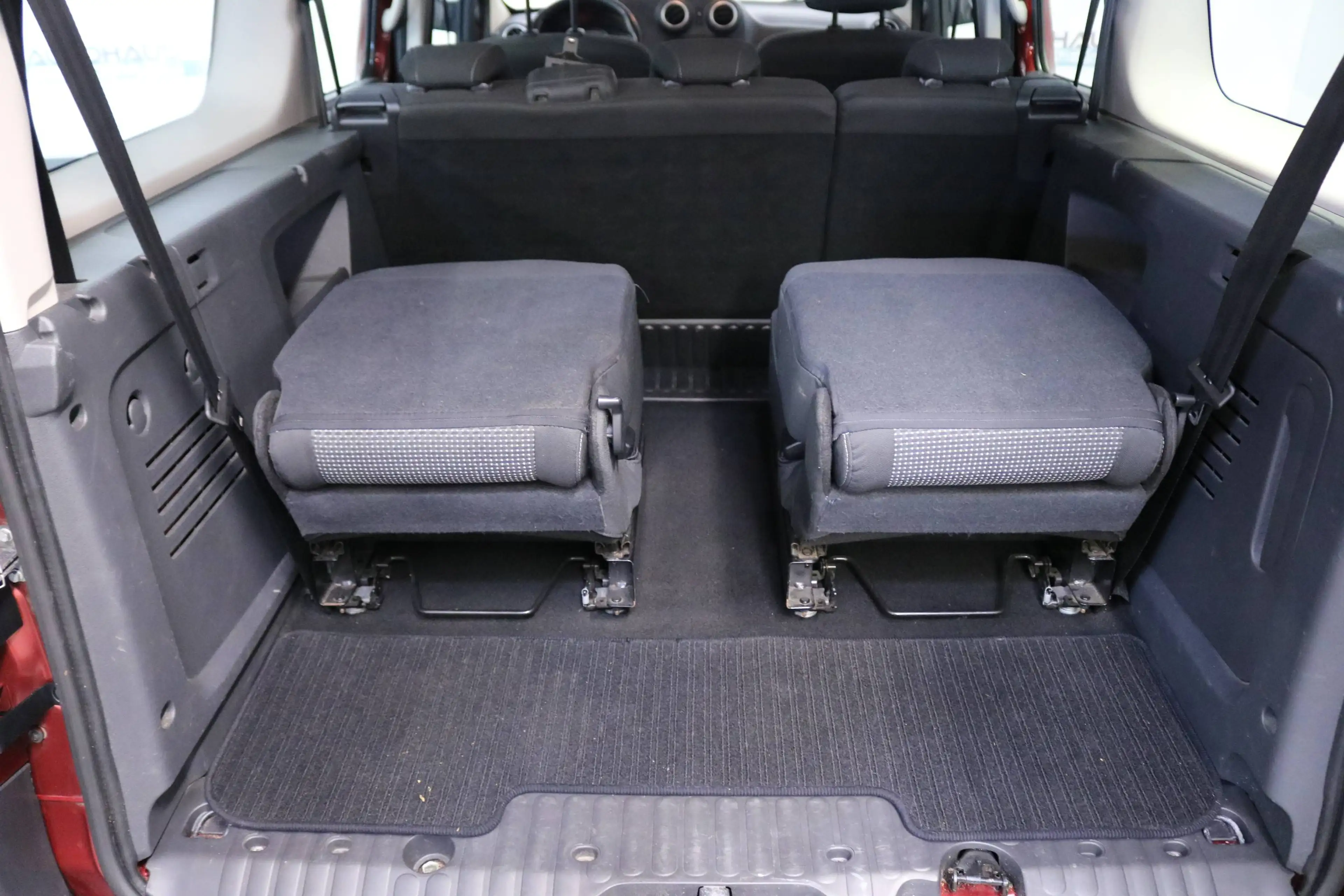 Mercedes-Benz Citan 111 CDI extralang Tourer Edition 1.5*1HAND*7SITZER*SHZ*PDC*8FachBereift*uvm — photo 7