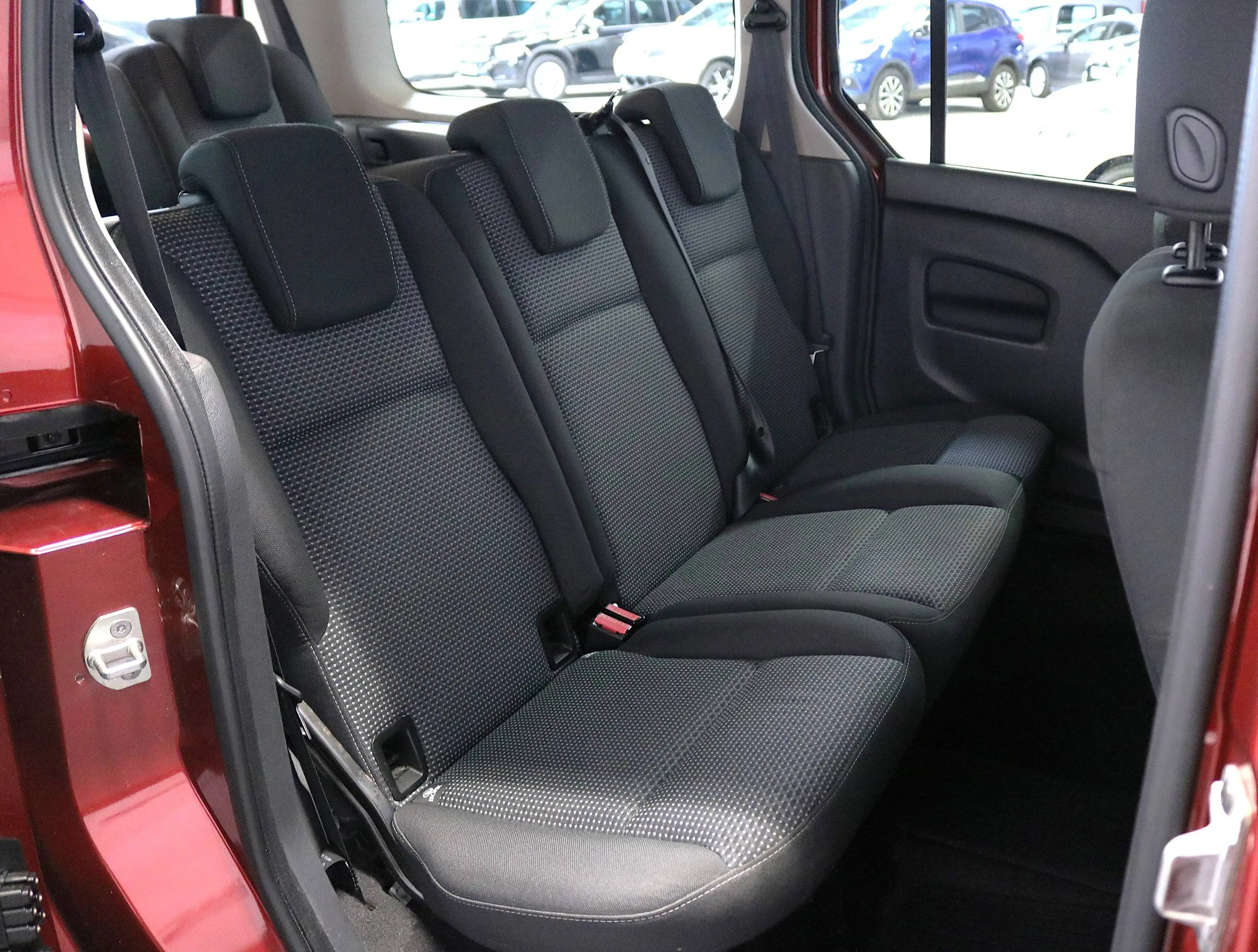Mercedes-Benz Citan 111 CDI extralang Tourer Edition 1.5*1HAND*7SITZER*SHZ*PDC*8FachBereift*uvm — photo 12