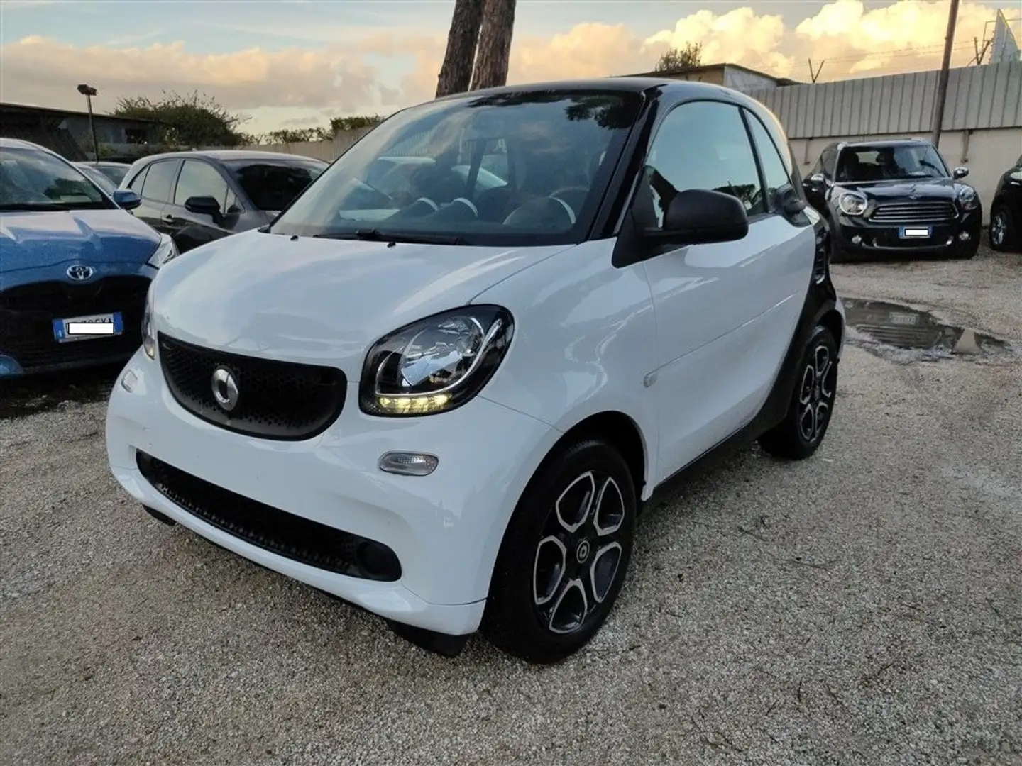 smart forTwo 60 1.0 Manuale OK NEOPATENTATI CLIMA,CRUISE .. Nero - 1