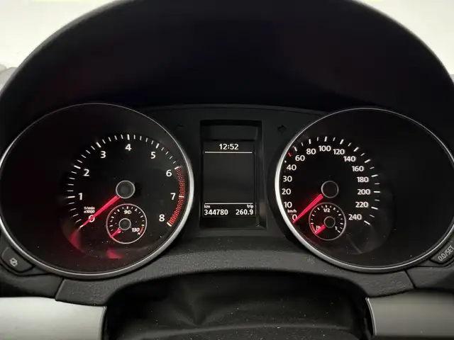Volkswagen Golf view 18