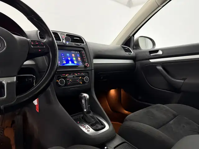 Volkswagen Golf view 23