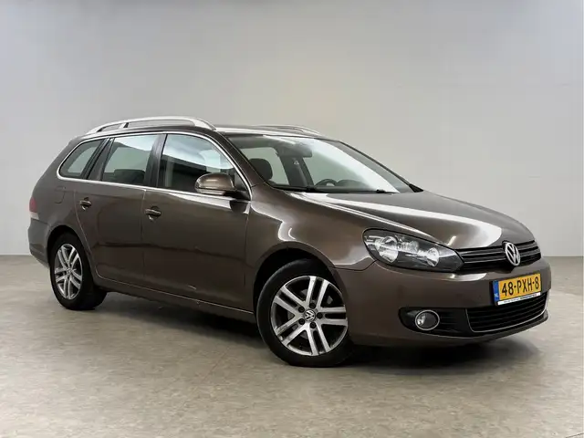 Volkswagen Golf view 11