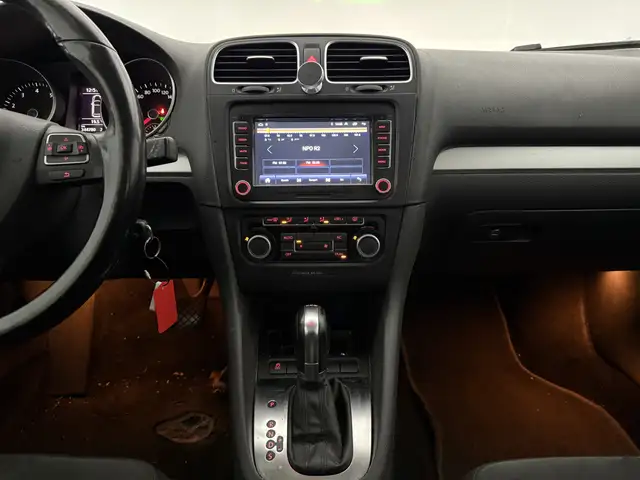 Volkswagen Golf view 16