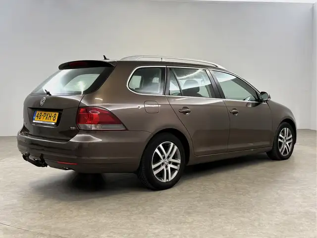 Volkswagen Golf view 10