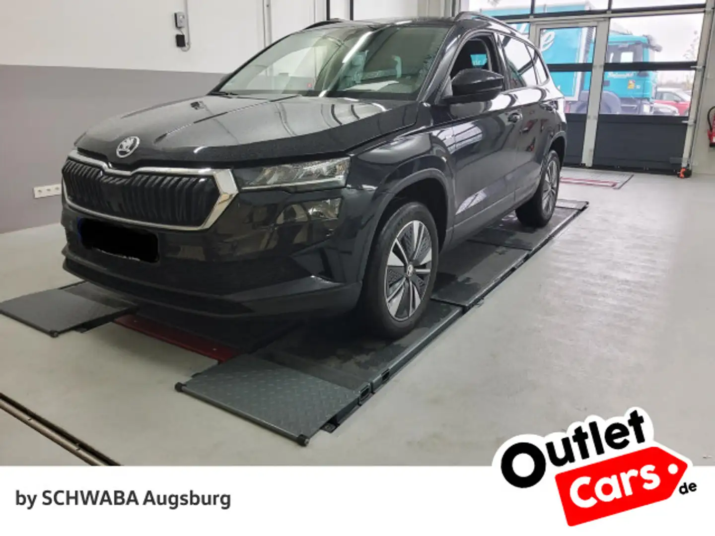 Skoda Karoq Tour 2.0 TDI DSG *LED*AHK*ACC*R-KAM*17" Black - 1