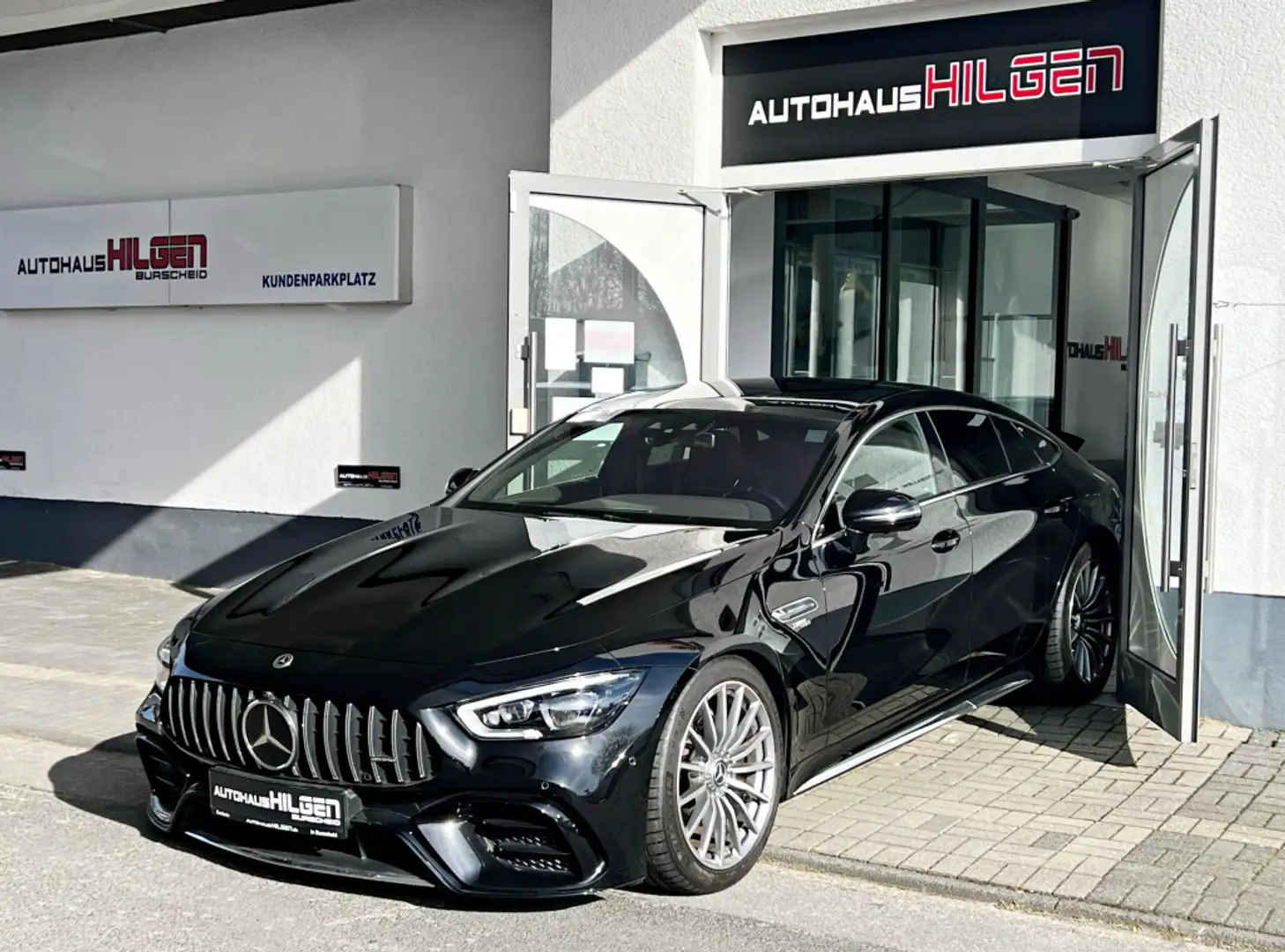 Mercedes-Benz AMG GT 4MATIC+*Perf.Abgas*5Sitze*Pano*360°*20 Černá - 1
