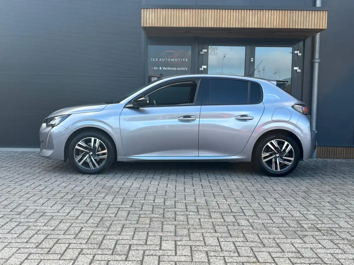 Peugeot 208 1.2 PureTech Allure Pack AUTOMAAT Grijs - 2