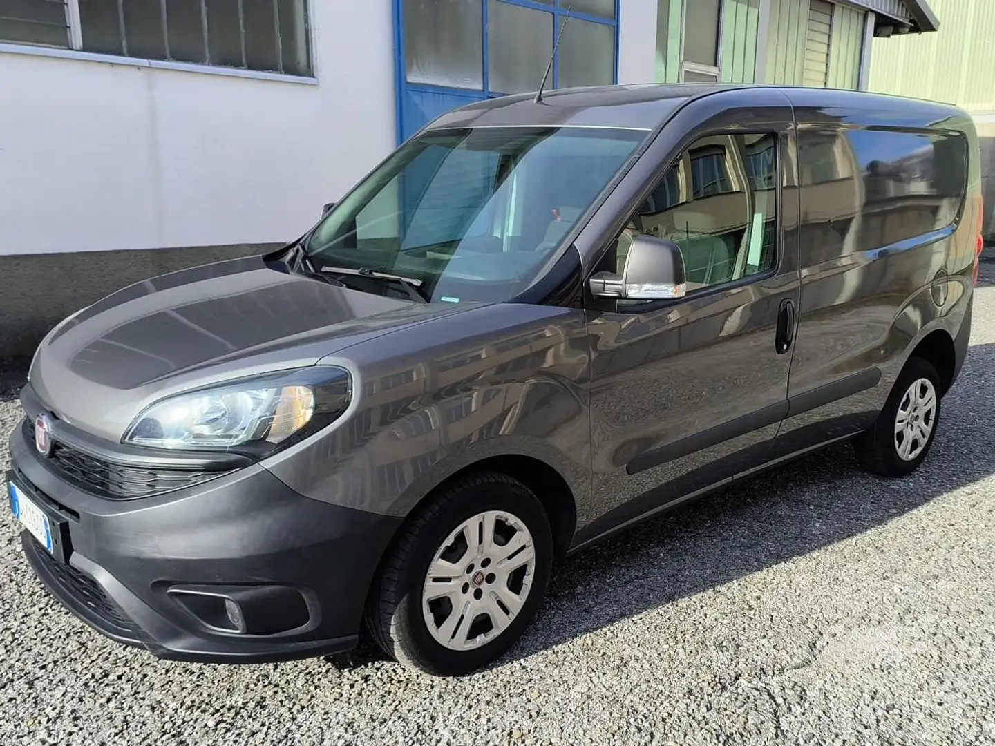 Fiat Doblo Doblo 1.6 SX 105cv Euro6 autocarro-solo 40mila km Grigio - 1