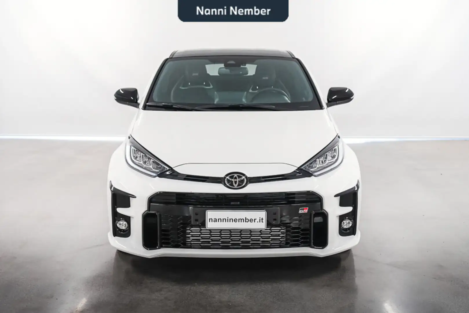 Toyota Yaris 1.6 Turbo 3 porte GR Yaris Circuit Bianco - 2