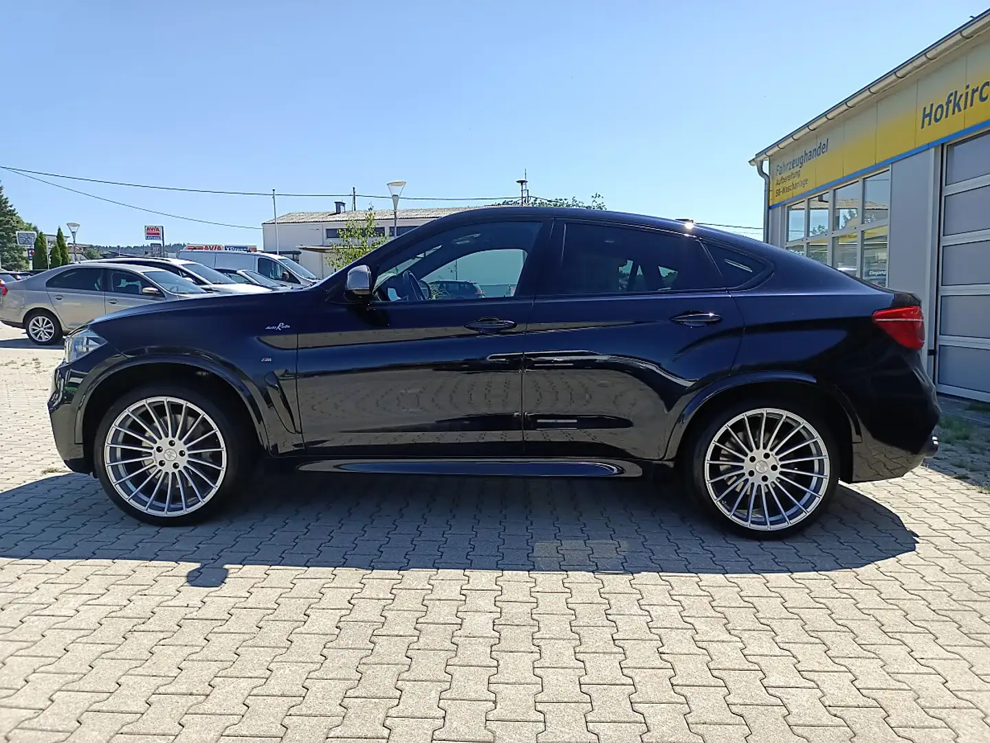 BMW X6 M 50d Sport Activity Coupé Österreich-Paket Aut. ... Schwarz - 2