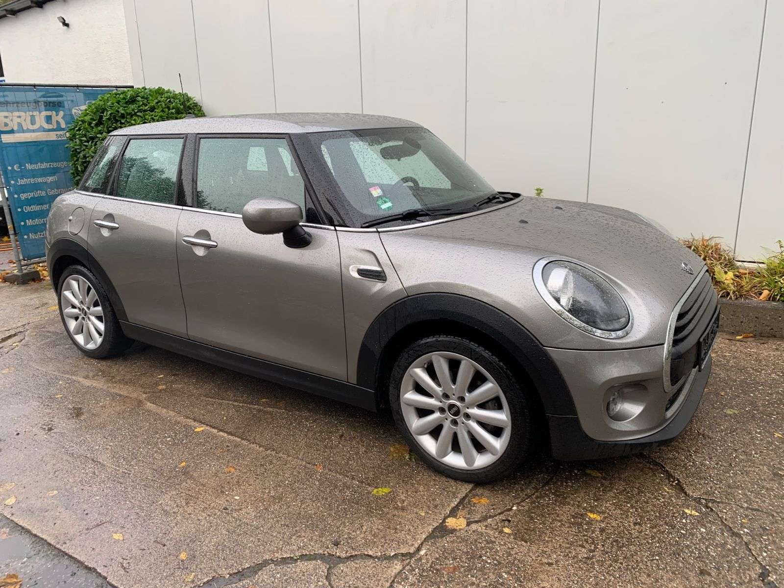 MINI One