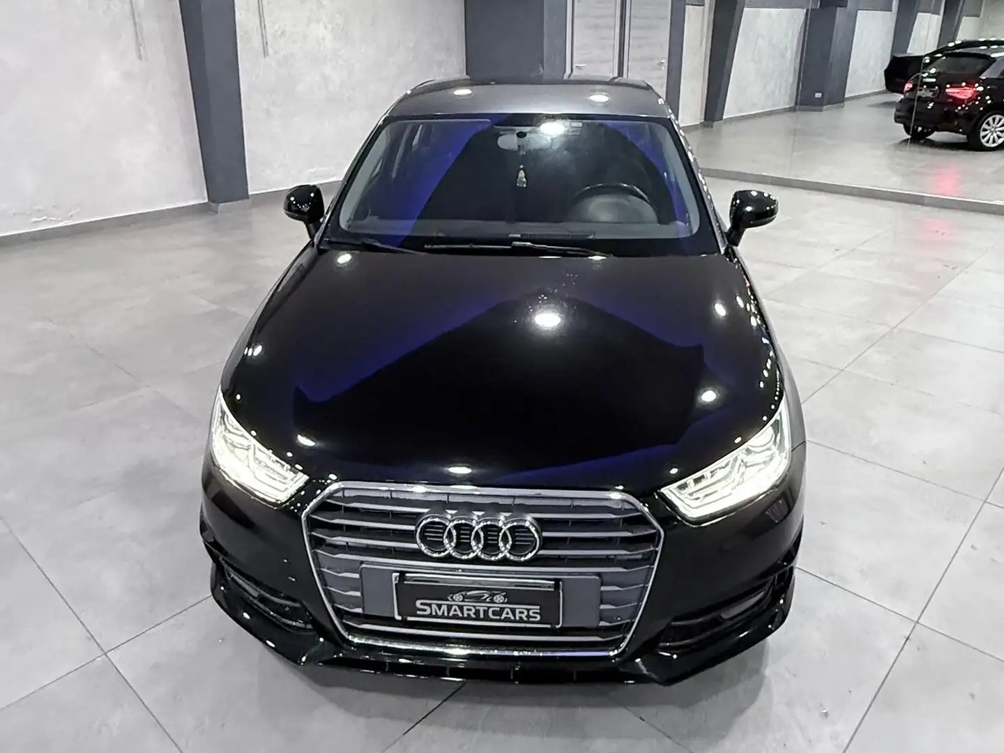 Audi A1 Schwarz - 1