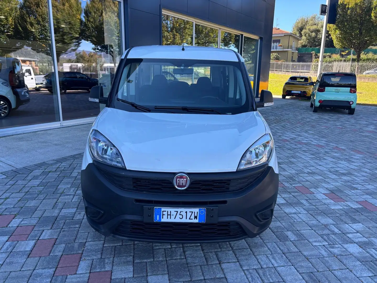 Fiat Doblo Doblo II 2015 1.4 16v Pop 95cv Wit - 1