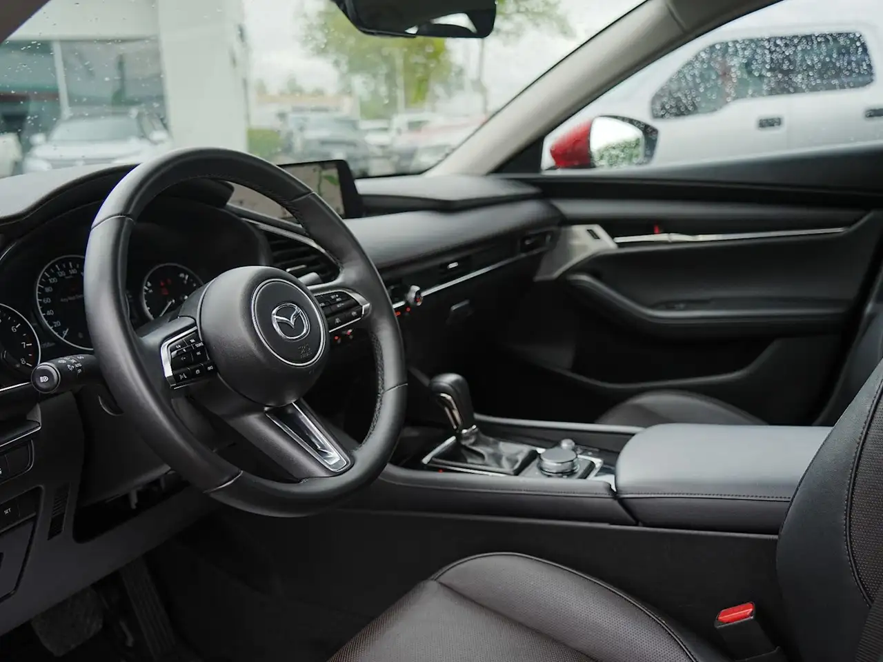 Mazda 3 снимка Mazda 3