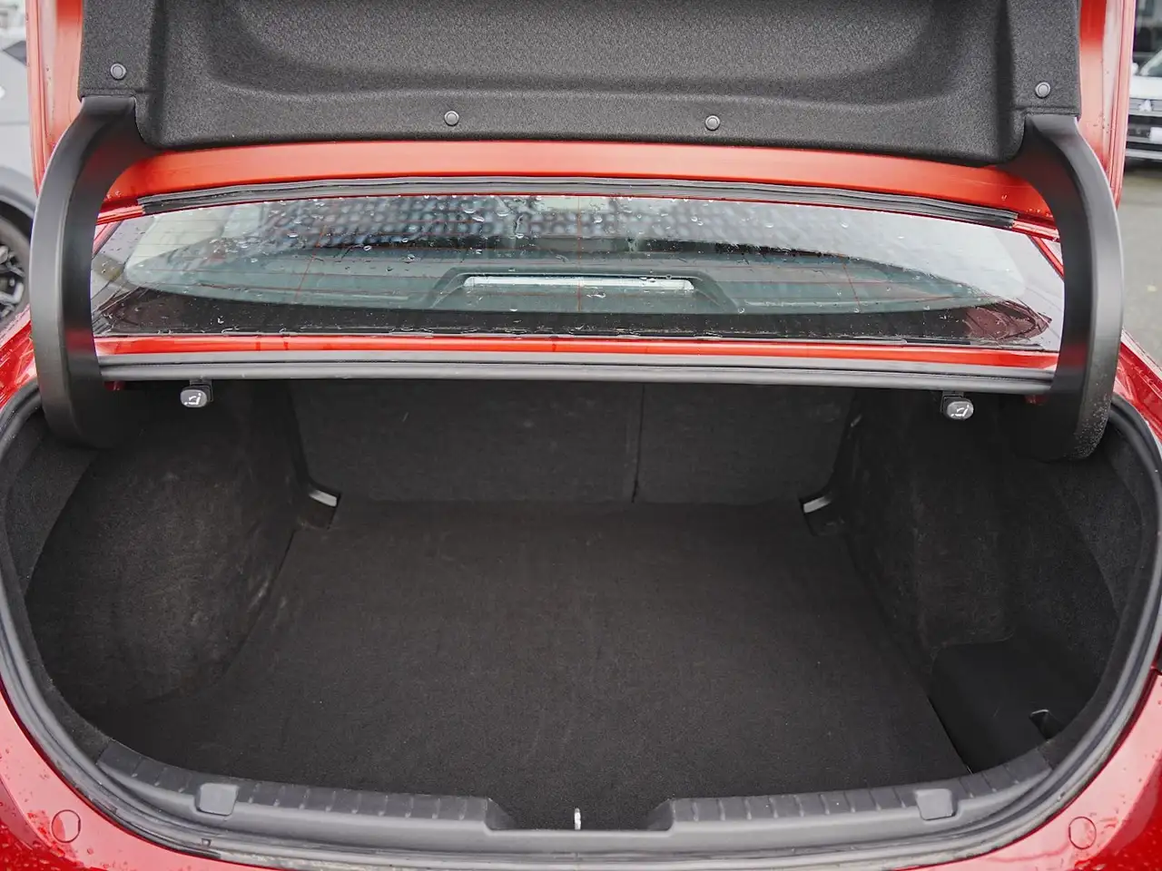 Mazda 3 снимка Mazda 3