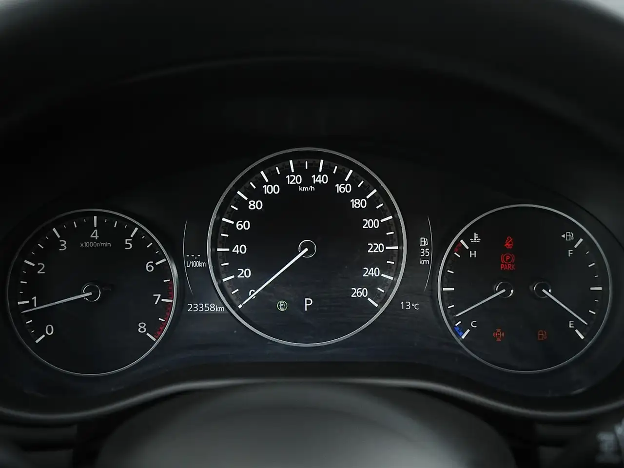 Mazda 3 снимка Mazda 3