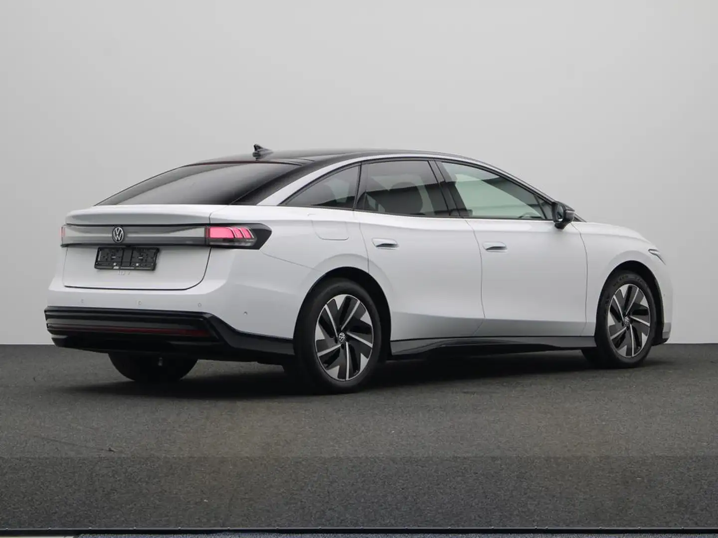Volkswagen ID.7 PRO BUSINESS - 77 KWH - 286 PK Wit - 2