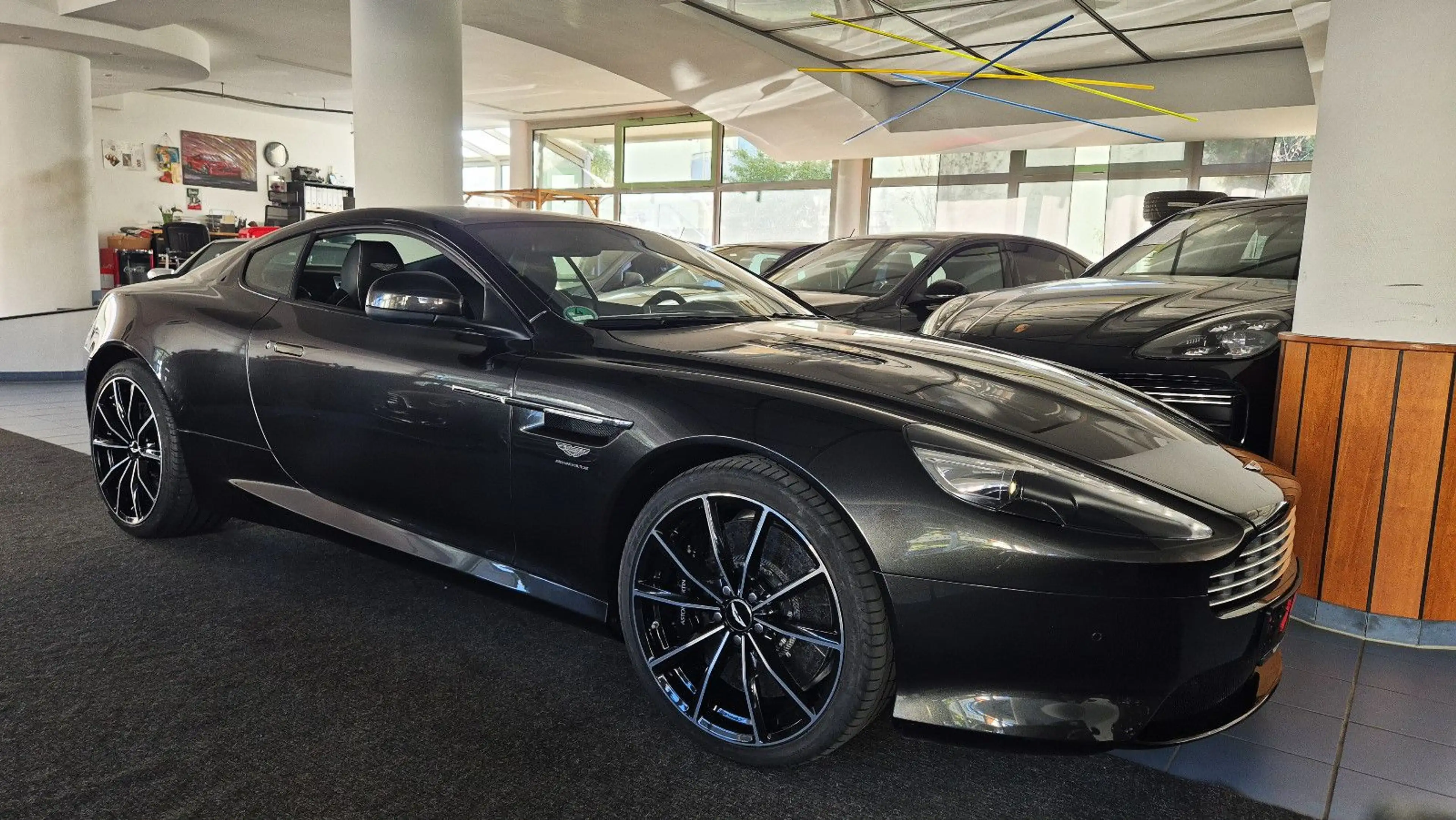 Aston Martin DB9 6.0 Coupe GT/dt.Fzg/1.Hd/17tkm/Scheckheftgep — photo 3